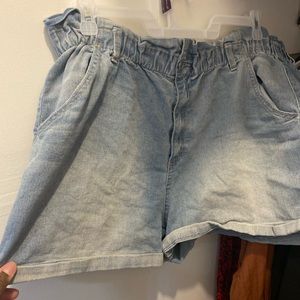 Size 2x (19) shorts